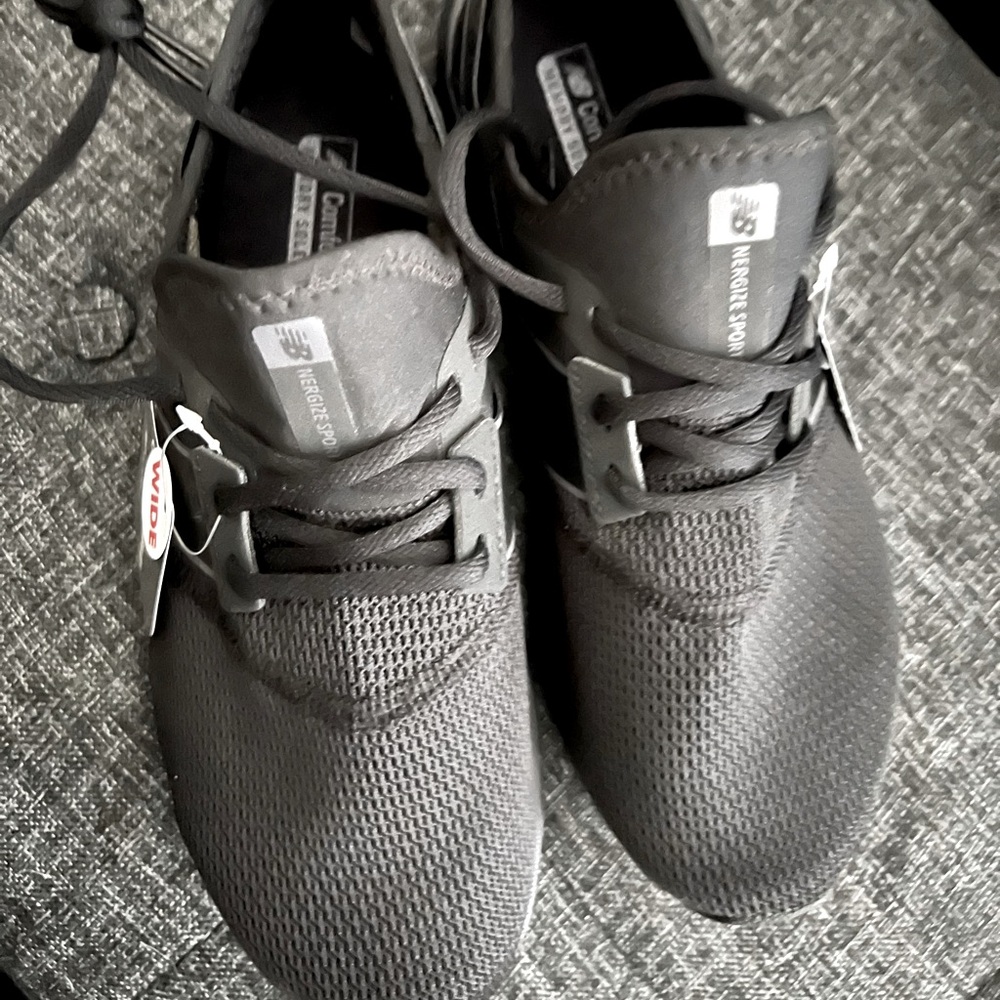 Women's New Balance Nergize Dyna Soft Sport V2 Fitness Shoe